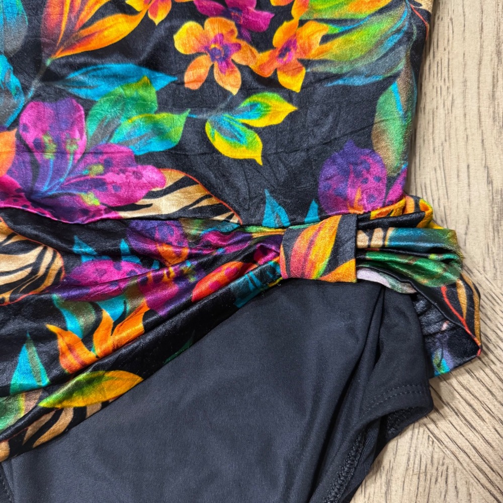 Longitude Size 4 Small Multicolored Floral One Piece Swimsuit Hip Tie‎ Detail - Picture 7 of 9